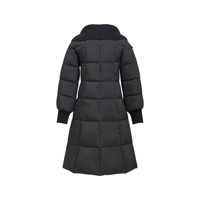 ハイクオリティダウンジャケット背面デザイン